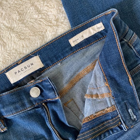 PacSun Distressed Medium Wash Super Stretch Skinny Jeans Size 26 - Picture 3 of 7